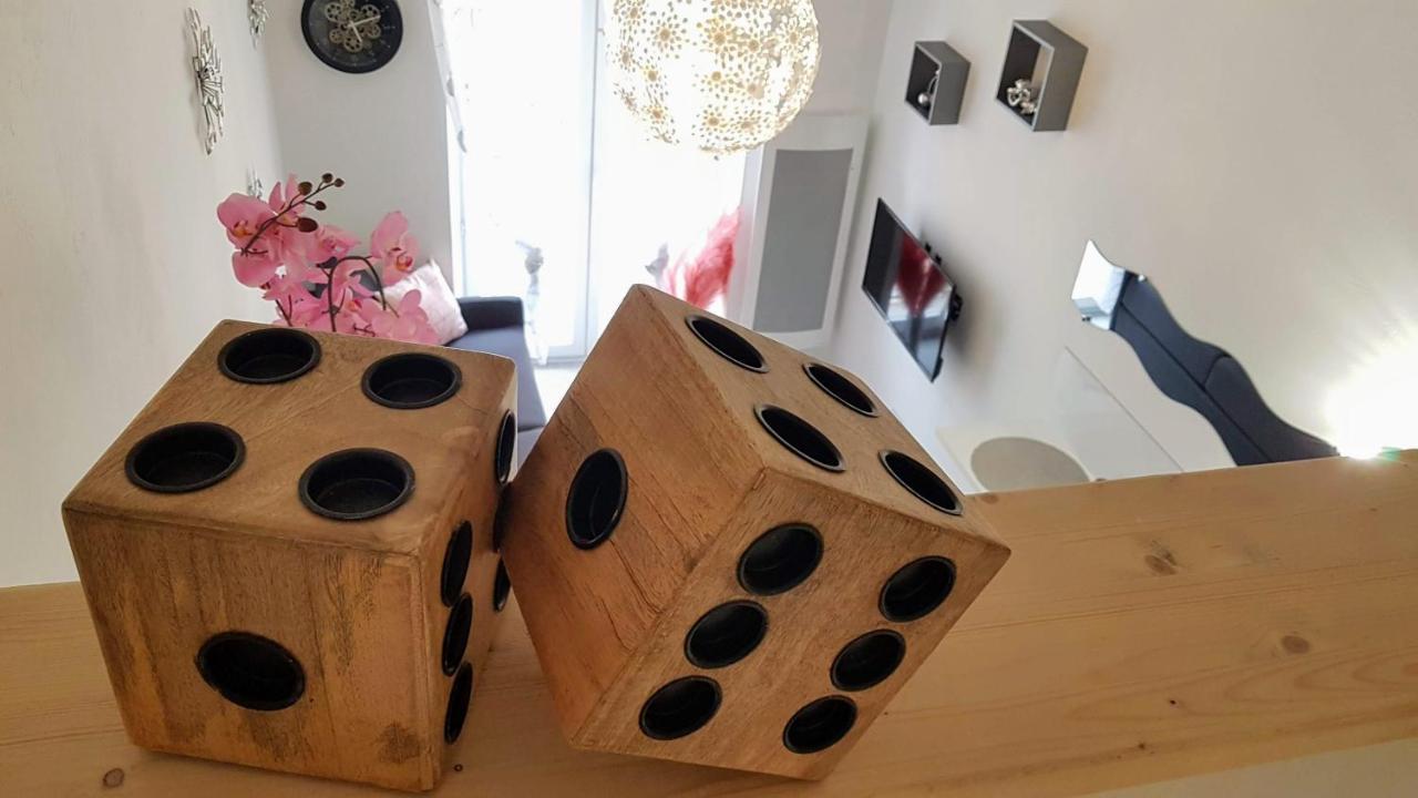 Le Puy-en-Velay Les Nuits D'Anis - Appartements Hypercentre מראה חיצוני תמונה