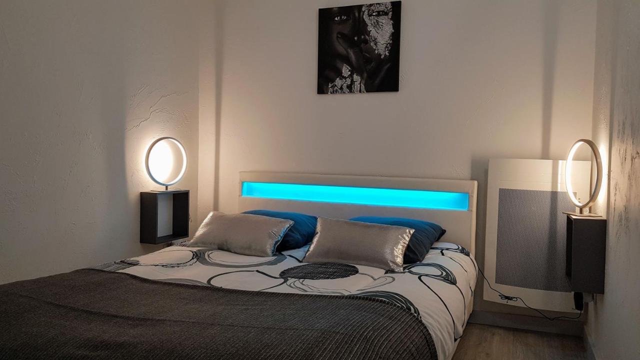 Le Puy-en-Velay Les Nuits D'Anis - Appartements Hypercentre מראה חיצוני תמונה