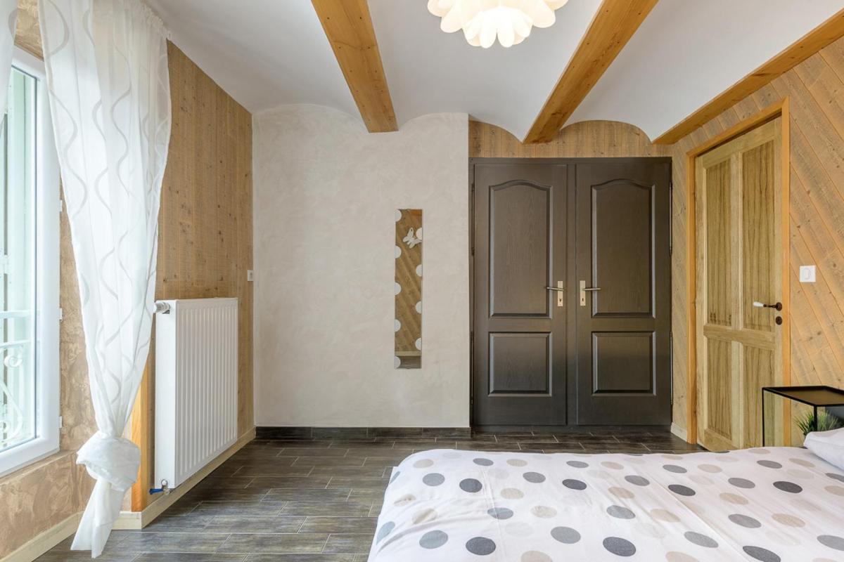 Le Puy-en-Velay Les Nuits D'Anis - Appartements Hypercentre מראה חיצוני תמונה